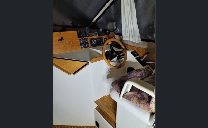 Finnsport 8500 Flybridge-kuva-5